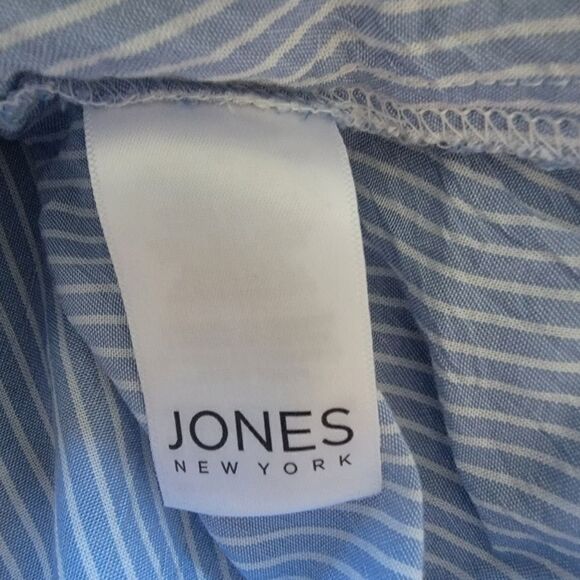 COPY - Jones New York Button Up Top with Front Tie and Roll Tab Sleeves. Size L. - Picture 7 of 12